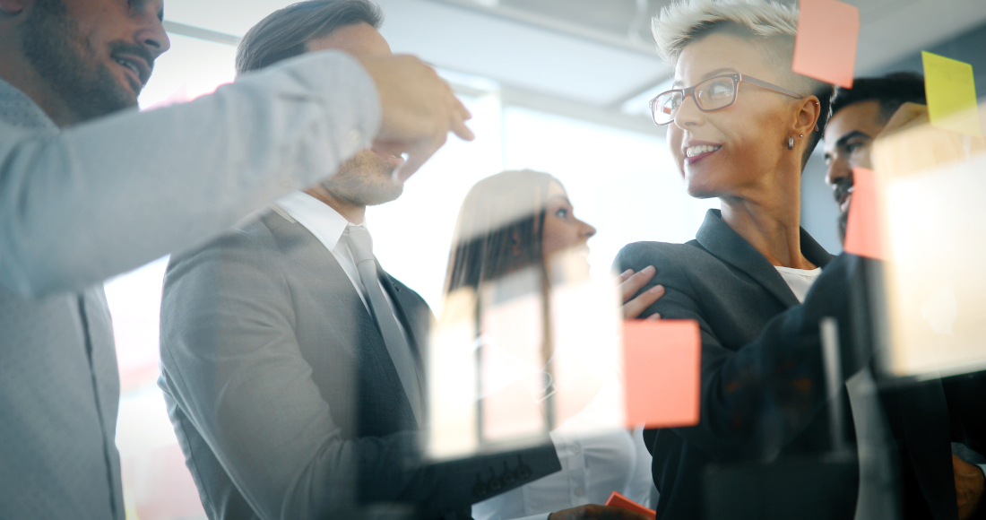 Peak Performance Teamplay - Der Schlüssel zur Höchstleistung im Team Peak Performance Teamplay - Der Schlüssel zur Höchstleistung im Team